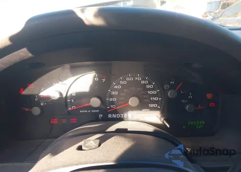 2004 Ford Explorer Xlt z USA, uszkodzony, nr VIN 1FMZU63K44UC26788